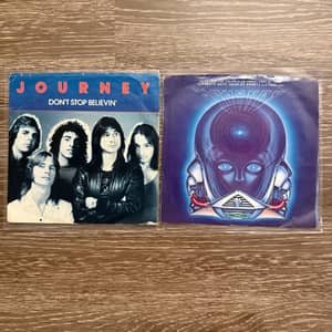 2x Journey 7” Bundle