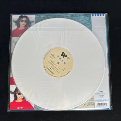 Image 2 of Tomoko Aran - Fuyu Kukan Limited Edition White Vinyl LP (Japanese City Pop)