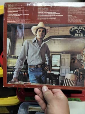 Image 2 of George Strait strait country