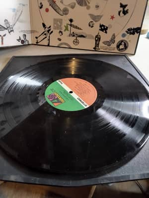 Image 4 of Led Zeppelin III