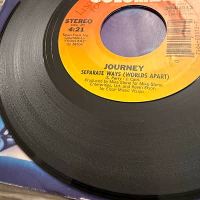 Image 7 of 2x Journey 7” Bundle