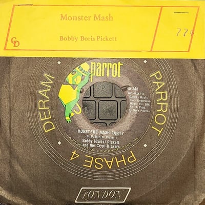 Bobby (Boris) Pickett And The Crypt-Kickers - Monster Mash / Monsters' Mash Party (Parrot, 45-PAR-348) · 7", Single, RE, Pit