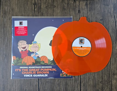 Vince Guaraldi - It's The Great Pumpkin, Charlie Brown (Original Soundtrack Recording) (Craft Recordings, CR00566) · LP · Translucent Orange, Pumpkin-Shaped · NM/NM · Limited Edition, Remastered