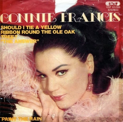 Connie Francis - Should I Tie A Ribbon Round The Old Oak Tree? "The Answer" / Paint The Rain (GSF Records, 6901) · 7"
