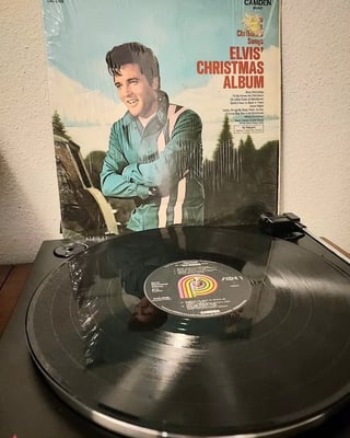 Elvis Presley - Elvis' Christmas Album (RCA Camden, CAS-2428) · LP