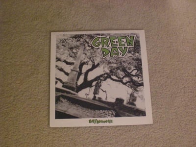 Green Day - 39/Smooth 12" (Black Vinyl)