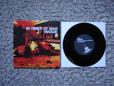 Invade/In Times Of War - Split (Black) /?