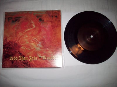 Megadeth Split - Black 7" Vinyl.