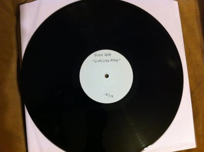 Mike Hale - Lives Like Mine - black 13/15