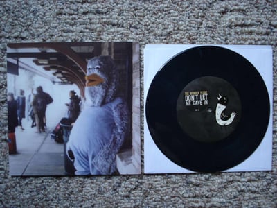 The Wonder Years - Don't Let Me Cave In (Black) /?