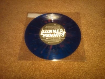 Runner Runner - So Obvious | Blue