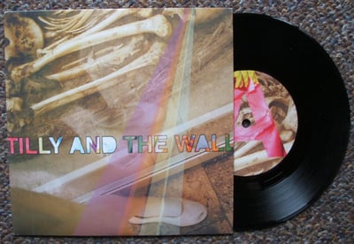Tilly and the Wall - The Freest Man / Sing Songs Along (Hot Chip remix) - Moshi Moshi - MOSHI46