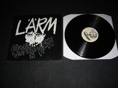 LÃ¤rm - Straight On View (black)