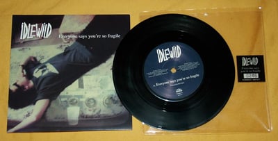 Idlewild - Everyone Says You're So Fragile [Black #0246]