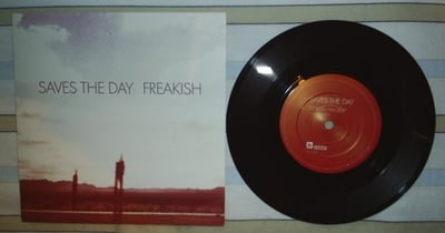 Saves The Day - Freakish [Black]
