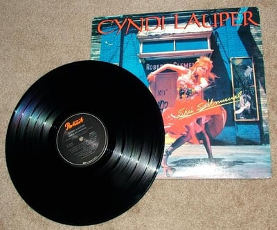 Cyndi Lauper - She's So Unusual [Black]