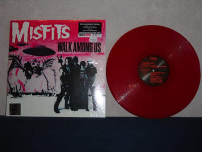 MISFITS: Walk Among Us (6th press. purple vinyl. EU pressing)