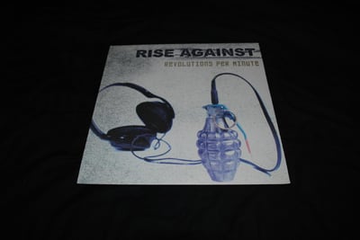 Rise Against - Revolutions Per Minute | (Black - LT ?) [1st on Fat Wreck Chords]