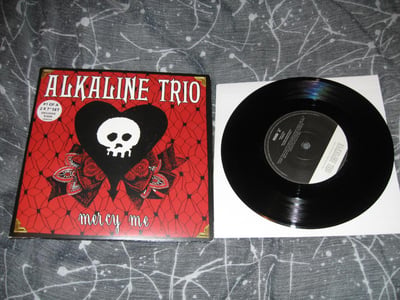 Alkaline Trio - Mercy Me #1 UK Import | Black