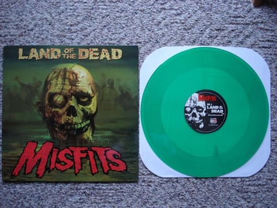 Misfits - Land Of The Dead (Clear Green) /2500