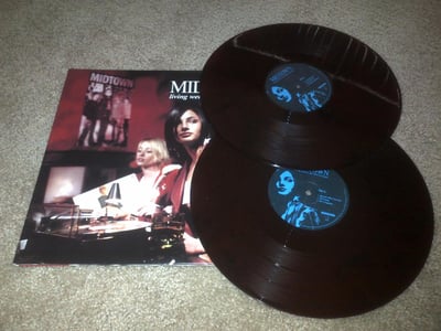 Midtown - Living Well Is The Best Revenge (Double LP) | Translucent Red w/ Black Swirl | /1500 (Hot Topic exclusive) (2012) B0017762-01