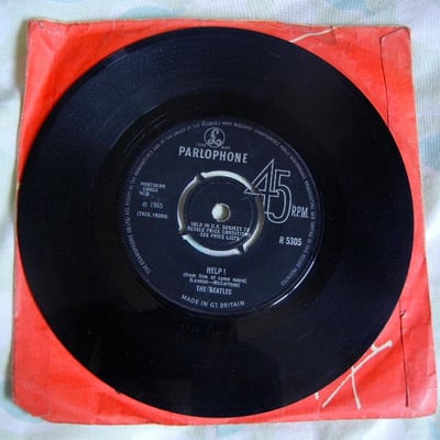 The Beatles - Help! b/w I'm Down (Parlophone Records, RP 1972)