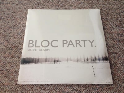 Bloc Party | Silent Alarm | 2005 | Black | 2xLP + 12" | Sealed