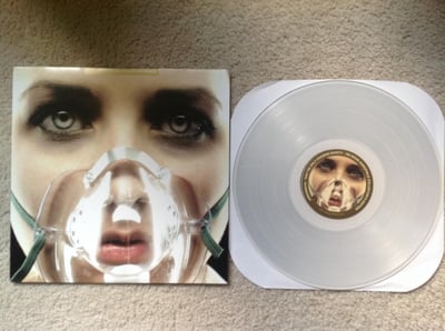 Underoath - They're Only Chasing Safety (2nd Press, Clear 180 Gram /2000) [Hot Topic Exclusive] Tooth & Nail Records