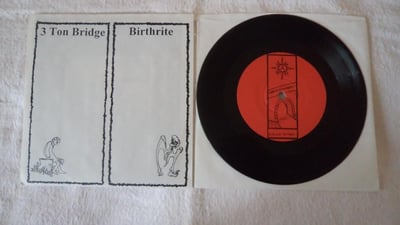 birthrite / 3 ton bridge - split (1994, creamy italian records) [black vinyl]