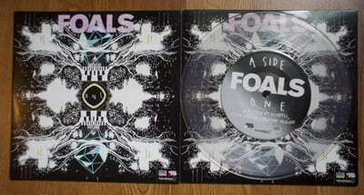 Foals / Freelance Whales - One / Girl U Want Tour 7"