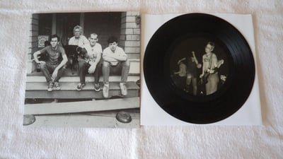 minor threat ‎- first demo tape (1981/2009, dischord records) [black vinyl]