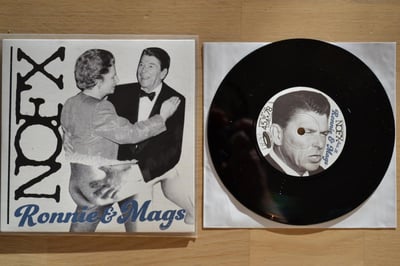 NOFX: Ronnie & Mags (Fat Wreck Chords 2012 / black) /3,914