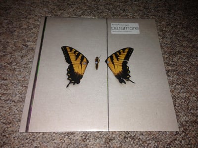 Paramore | Brand New Eyes | 2013 | Black/Yellow Swirl | /1800 | Sealed