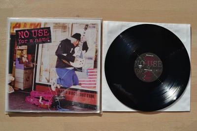 No Use For A Name: Hard Rock Bottom (Fat Wreck Chords 2002 / black / lyric sheet)