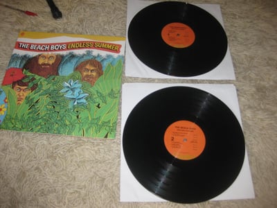 The Beach Boys "Endless Summer" Capitol Records. ? Press. Black 2x12"/????