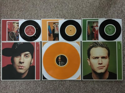 blink-182 | Take Off Your Pants And Jacket | 2015 | 180g Yellow + 3x black 7" | /750