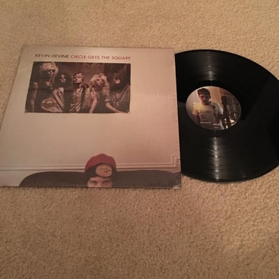 Kevin Devine - Circle Gets the Square