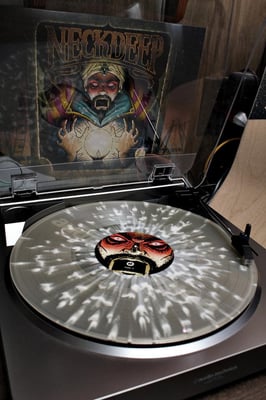 Neck Deep - Wishful Thinking (Milky Clear w/White Splatter)