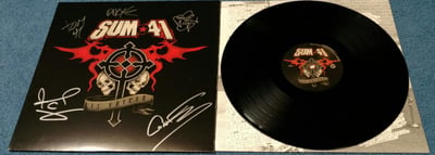 Sum 41- 13 Voices (Black) First Pressing SIGNED from PledgeMusic