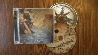 Silverstein - Discovering the Waterfront [CD & DVD Deluxe Edition]