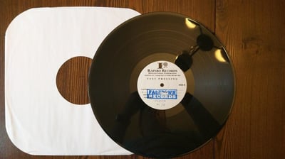 In The Midst of Lions - Shadows (FCDO97, Black, 1/4)