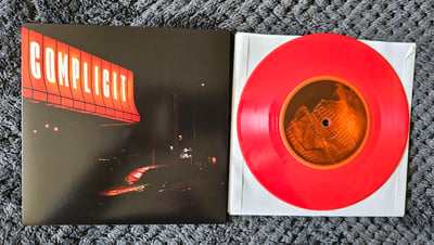 Alexisonfire - Complicit | 7" | Dine Alone Records | Red