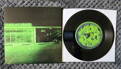 Alexisonfire - Familiar Drugs | 7" | Dine Alone Records | Black