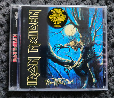 Iron Maiden - Fear Of The Dark