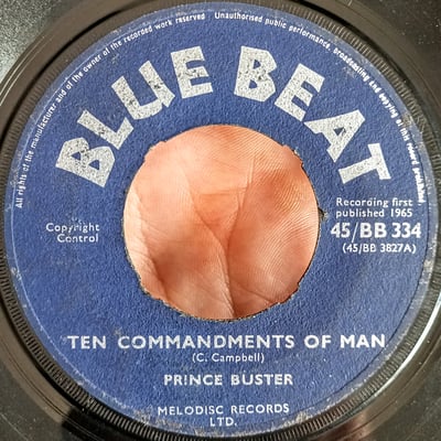 45/BB 334 - Prince Buster - Ten Commandments Of Man - Blue Beat - 7", Single, 4-p - 1965 - 6146373 - Ska, Reggae - 2024-05-21 04:57:17 - Very Good Plus (VG+) - Generic