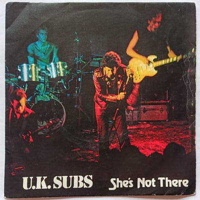 GEMS 14, PB 9467 - UK Subs - She's Not There - GEM (2), RCA - 7", EP, Gre - 1979 - 416866 - Punk - 2011-06-02 21:00:25 - Near Mint (NM or M-) - Very Good Plus (VG+)