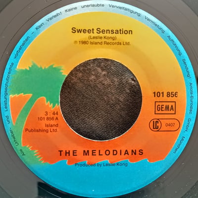 101 856-100, 101 856 - The Melodians - Sweet Sensation - Island Records, Island Records - 7", Single - 1980 - 2316438 - Ska, Reggae - 2023-01-18 00:47:30 - Very Good Plus (VG+) - Very Good Plus (VG+)