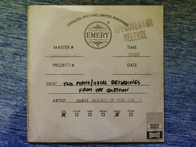 Emery - The Question Piano Bonus [7"|Black|VIP Excl.]