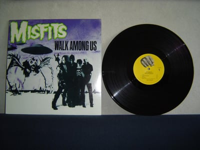 MISFITS: Walk Among Us (4th press. with yellow Ruby labels)