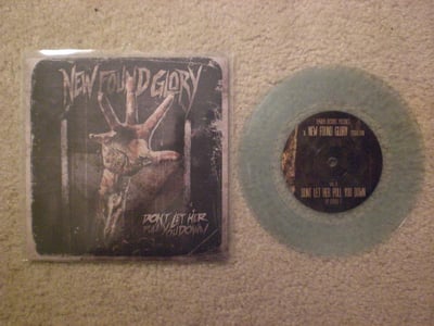 New Found Glory - Don't Let Her Pull You Down 7" (Transparent Aqua Vinyl)